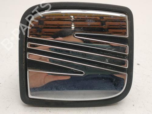 Used Tailgate handle Tailgate handle SEAT LEON (1P1) [2005-2013] 40023182 40023182