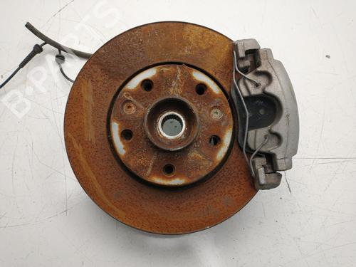 Used Right front steering knuckle Right front steering knuckle NISSAN JUKE (F16_) [2019-2026] 33710197 33710197