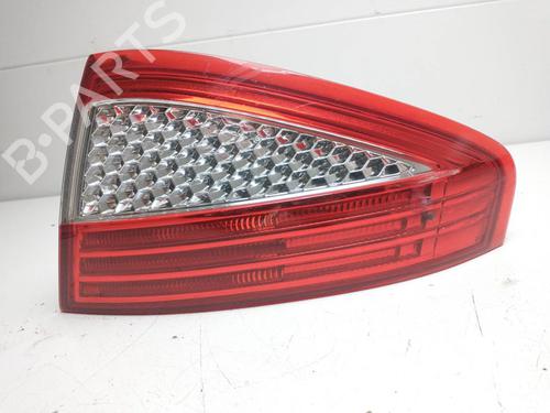 Used Left taillight FORD MONDEO IV (BA7) [2007-2015]  12583393