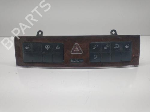Used Warning switch MERCEDES-BENZ C-CLASS (W203) C 200 CDI (203.004) (116 hp) 7509200
