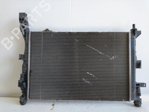 water-radiator-ford-focus-iii-2010-2011-2012-2013-2014-2015-2016-2017-2018-2019-2020-32518085 main image