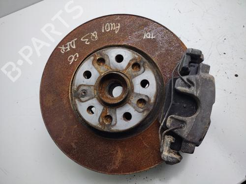 Używane Zwrotnica przednia prawa AUDI Q3 (8UB, 8UG) [2011-2020]  31068416