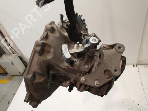 gearbox-opel-corsa-e-x15-2014-31931034 main image