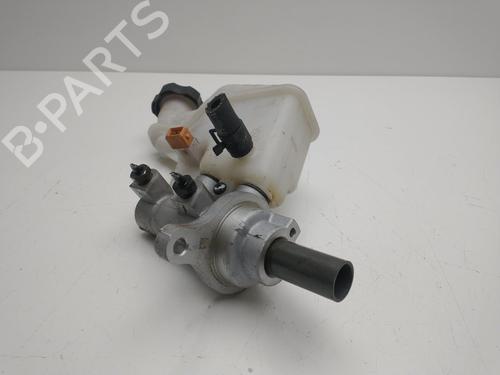Brake master cylinder KIA CEE'D (JD) | BP31982581M77