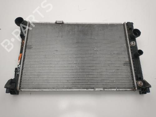 Radiateur à eau MERCEDES-BENZ C-CLASS (W204) [2007-2015]  30847412