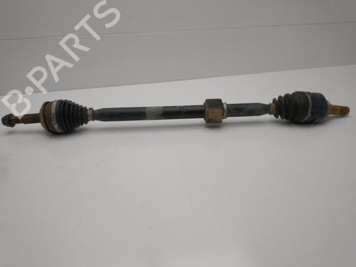 Used Right front driveshaft TOYOTA AURIS (_E15_) 1.8 Hybrid (ZWE150_, ZWE150R) (136 hp) 31808255