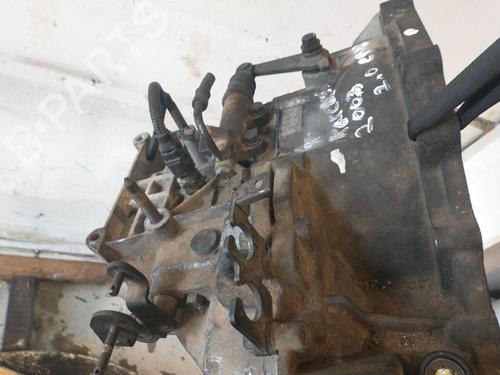 Used Gearbox KIA CARENS II MPV (FJ) 2.0 CRDi (113 hp) 7505764