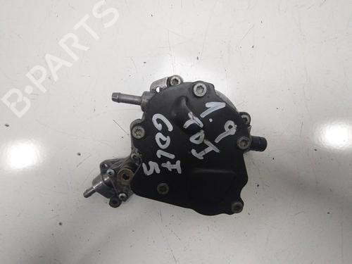 Used Vacuum pump VW GOLF V (1K1) 1.9 TDI (105 hp) 12339525