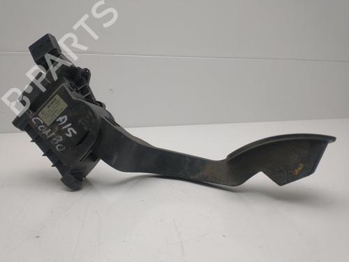 Pedale Pedale OPEL COMBO Tour (X12) 1.6 CDTI (C26, D26, E26, C05) (105 hp) 33658993 33658993