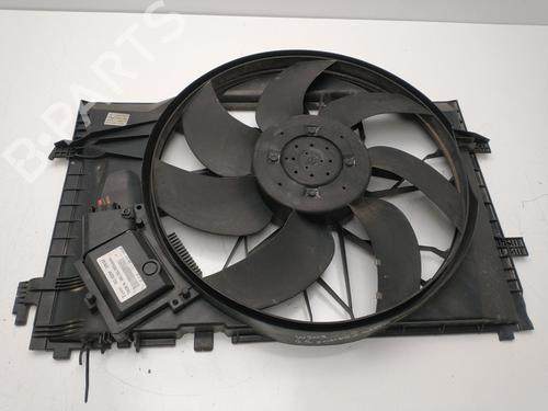 Used Radiator fan MERCEDES-BENZ CLK (C209) CLK 320 (209.365) (218 hp) 24478948