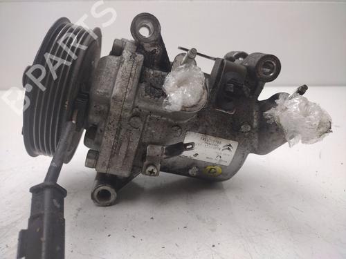 Used AC compressor OPEL VIVARO A Van (X83) [2001-2015]  29536524