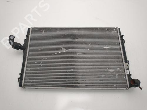 Used Water radiator Water radiator VW GOLF V (1K1) [2003-2010] 32439059 32439059