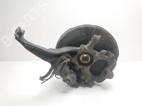 Left front steering knuckle LAND ROVER DISCOVERY III (L319) 2.7 TD 4x4 | BP9074046M25 