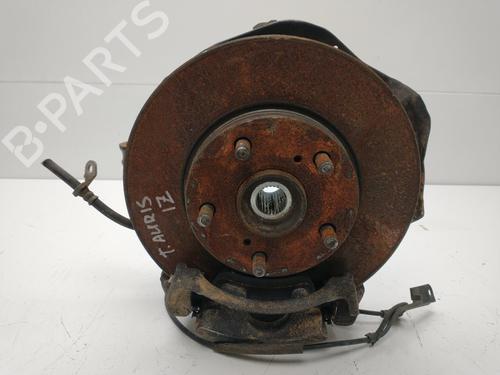 Used Left front steering knuckle TOYOTA AURIS (_E15_) 1.8 Hybrid (ZWE150_, ZWE150R) (136 hp) 31808258