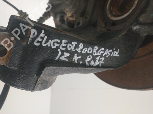 Left front steering knuckle PEUGEOT 2008 I (CU_) 1.6 BlueHDi 100 | BP32266583M25 