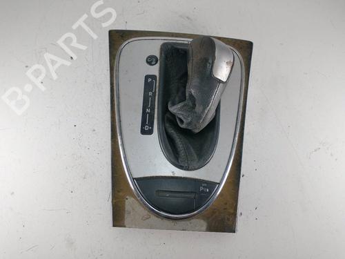 Used Shift knob MERCEDES-BENZ E-CLASS (W211) E 220 CDI (211.006) (150 hp) 15811544
