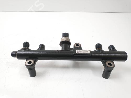 Canale di iniezione FORD MONDEO IV (BA7) [2007-2015]  8610096