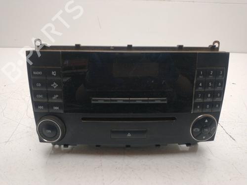 Used Radio Radio MERCEDES-BENZ CLK Convertible (A209) CLK 240 (209.461) (170 hp) 36277038 36277038