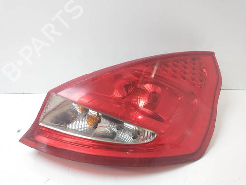 Right taillight FORD FIESTA VI (CB1, CCN) 1.4 TDCi | BP8276463C35 