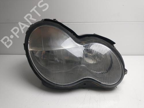 Right headlight MERCEDES-BENZ C-CLASS (W203) C 270 CDI (203.016) (170 hp) 15877707