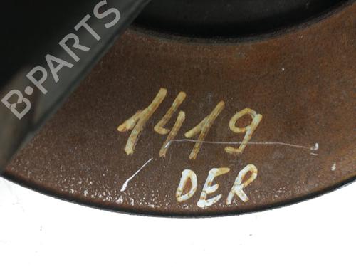 Right front steering knuckle PEUGEOT 5008 II (MC_, MJ_, MR_, M4_) | BP32348841M26