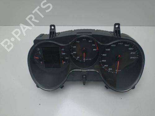Used Instrument cluster SEAT LEON (1P1) [2005-2013]  8151455