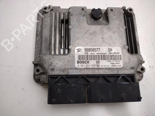 Used Engine control unit (ECU) OPEL ANTARA A (L07) [2006-2017]  29213304