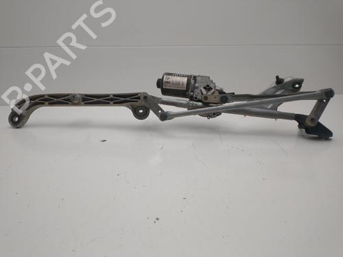 Used Front wiper motor BMW 2 Gran Tourer (F46) [2014-2025]  30387861