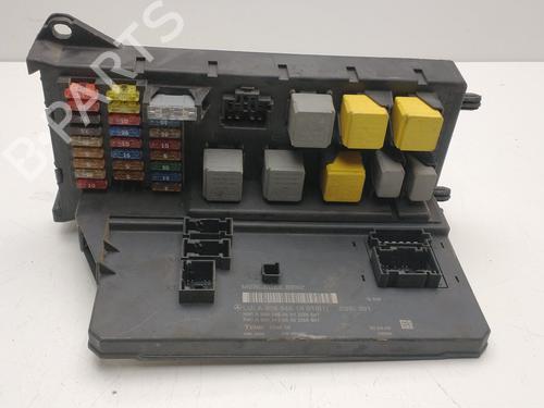Used Fuse box Fuse box VW CRAFTER 30-50 Van (2E_) 2.0 TDI (109 hp) 34437708 34437708