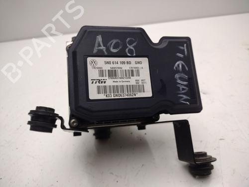 Used ABS pump VW TIGUAN (5N_) [2007-2018]  22435056