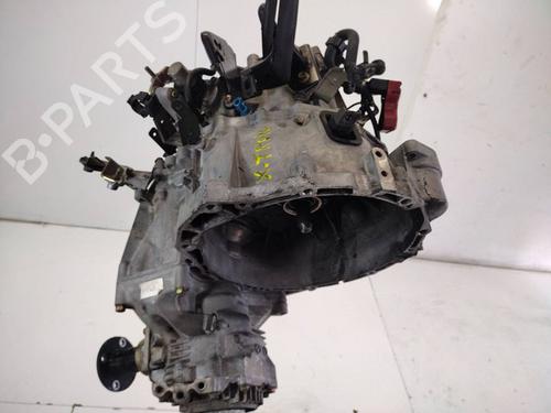 Used Gearbox NISSAN X-TRAIL I (T30) 2.2 Di 4x4 (114 hp) 15827449
