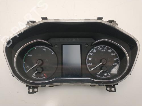 Used Instrument cluster TOYOTA YARIS (_P13_) 1.5 Hybrid (NHP130_, NHP130) (101 hp) 23092924