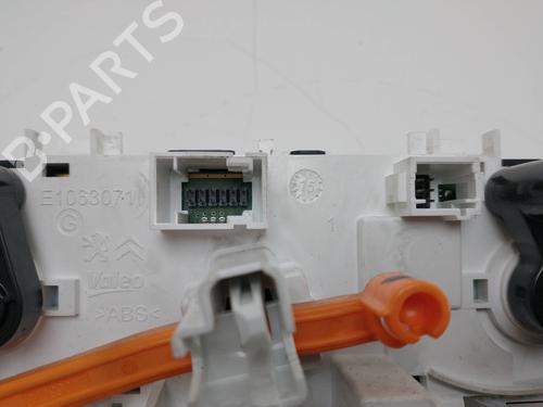 Climate control PEUGEOT 208 I (CA_, CC_) 1.6 BlueHDi 100 | BP8946643I5 