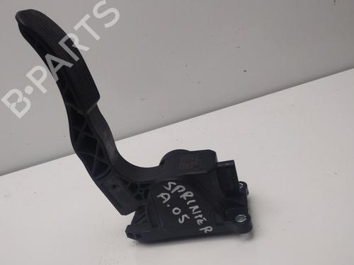 Used Pedal Pedal VW CRAFTER 30-35 Bus (2E_) 2.5 TDI (109 hp) 32724795 32724795