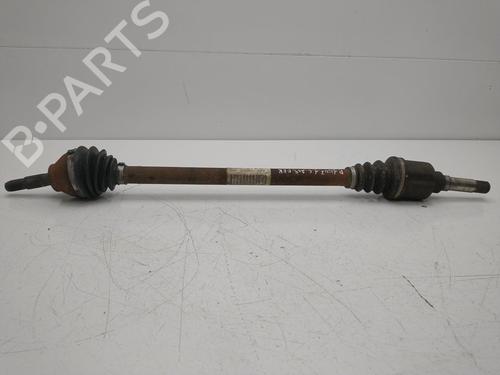 Used Right front driveshaft Right front driveshaft PEUGEOT 1007 (KM_) 1.6 16V (109 hp) 33698338 33698338