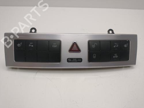Used Warning switch MERCEDES-BENZ C-CLASS Coupe (CL203) [2001-2011]  25280987