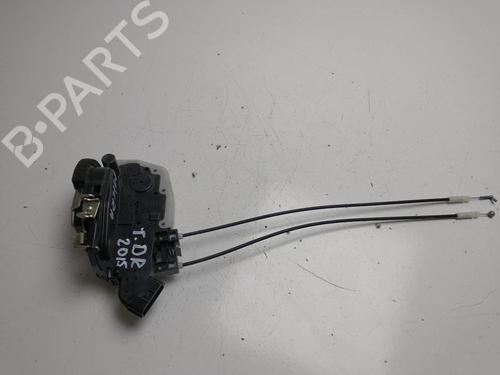 Cerradura puerta trasera derecha NISSAN MICRA IV (K13K) 1.2 (80 hp) 15720973