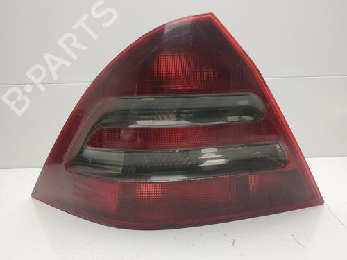 Used Left taillight MERCEDES-BENZ C-CLASS (W203) C 200 CDI (203.004) (116 hp) 30387862
