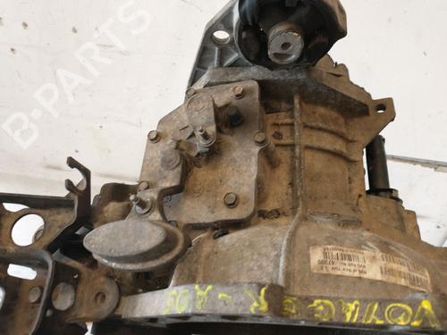 Used Gearbox CHRYSLER VOYAGER IV (RG, RS) 2.5 CRD (141 hp) 7506783