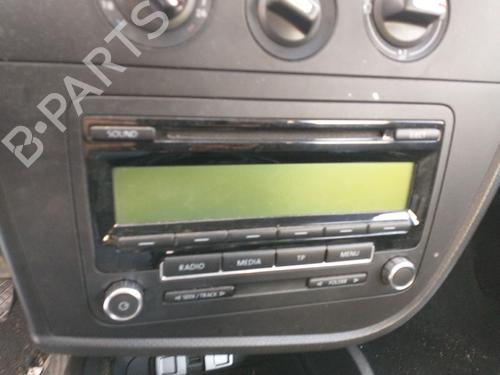 Used Radio SEAT LEON (1P1) 1.6 TDI (105 hp) 7505998