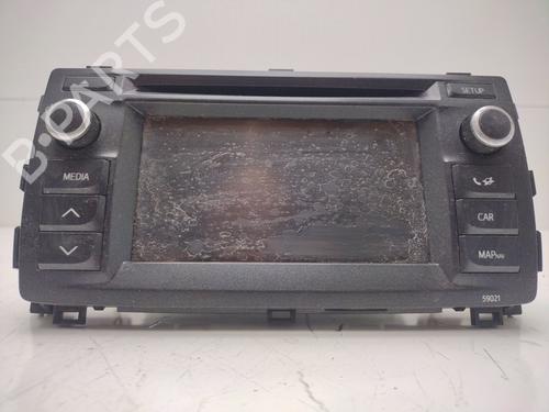 Radio TOYOTA AURIS (_E18_)  | BP28042002E6 