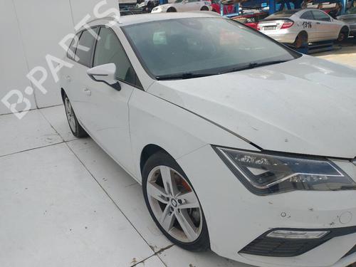 Left headlight SEAT LEON Sportstourer (KL8, KLD)  | BP30082934C28 