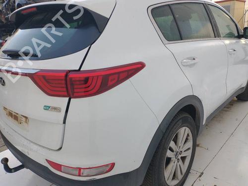 Engine control unit (ECU) KIA SPORTAGE III (SL)  | BP31174031M57 