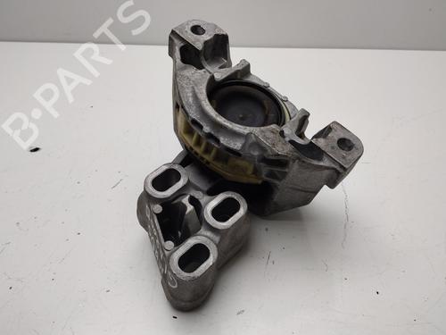 Engine mount MERCEDES-BENZ GLA-CLASS (X156) GLA 200 CDI / d (156.908) | BP30674755M89 