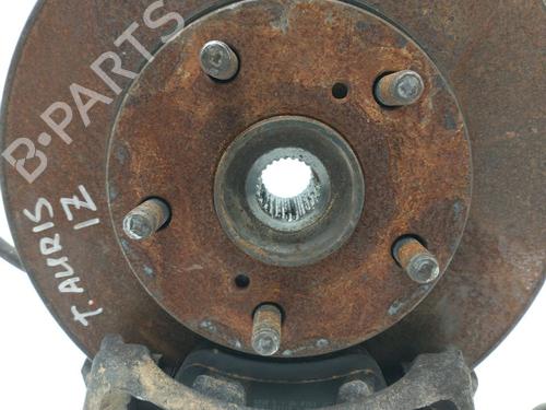 Left front steering knuckle TOYOTA AURIS (_E15_) 1.8 Hybrid (ZWE150_, ZWE150R) | BP31808258M25 