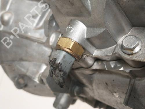 Used Gearbox PEUGEOT 208 I (CA_, CC_) 1.6 BlueHDi 120 (120 hp) 17030110