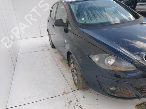 Right front steering knuckle SEAT ALTEA (5P1) | BP31074094M26