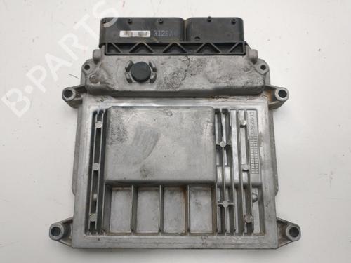 Engine control unit (ECU) HYUNDAI i30 (FD)  | BP31646396M57 