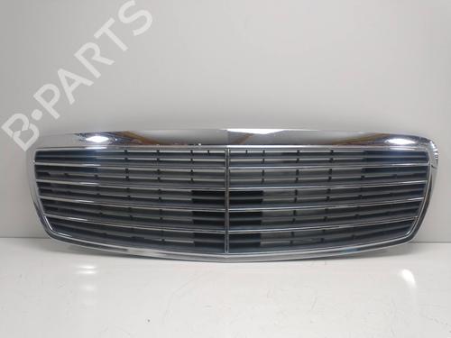 Front grille MERCEDES-BENZ E-CLASS (W211) E 220 CDI (211.008) (170 hp) 9212301