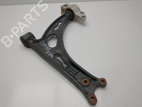 Venstre fortil bærearm AUDI A3 Sportback (8PA) 2.0 FSI (150 hp) 32095466